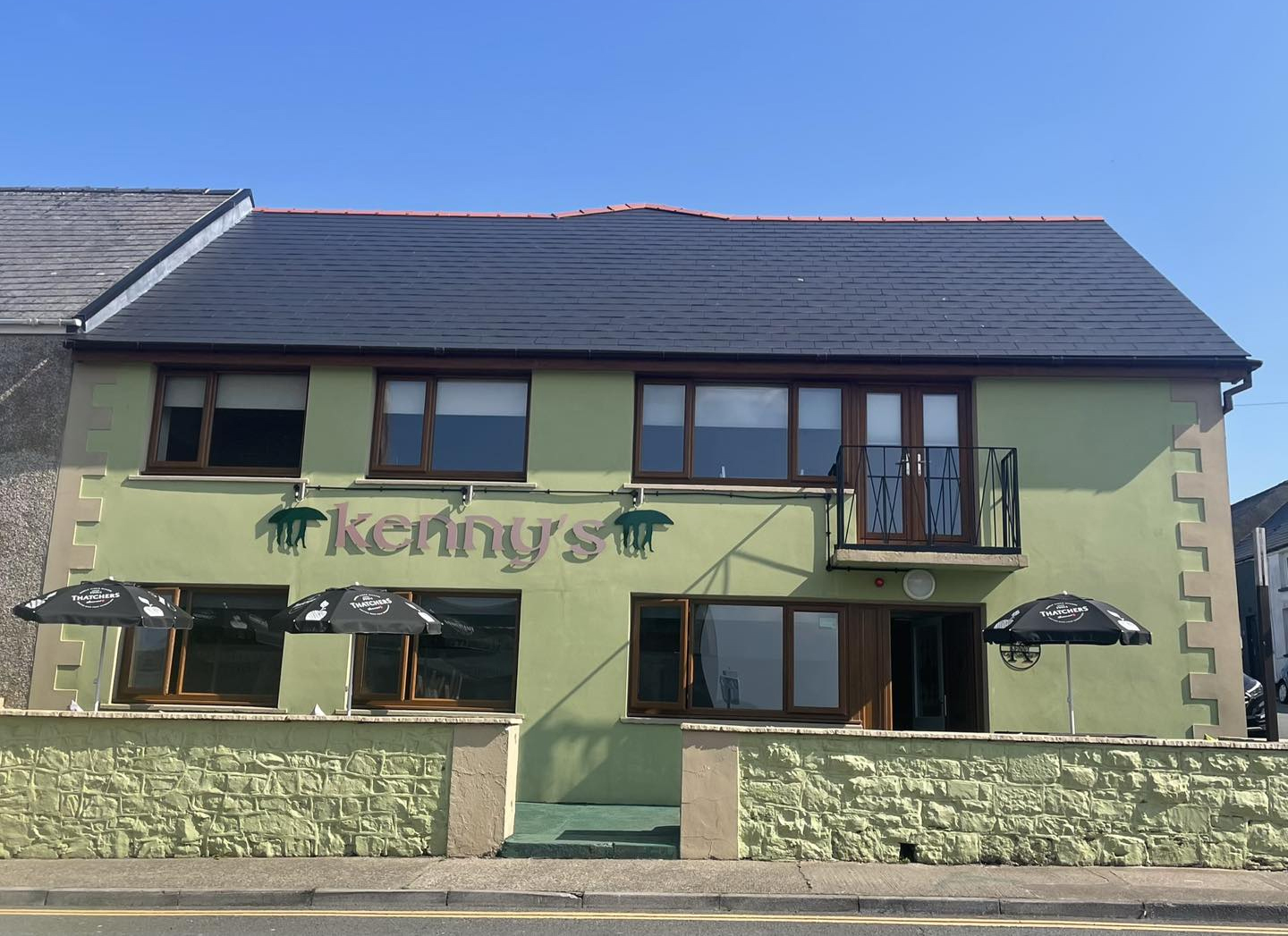 Kenny's Restaurant - Front